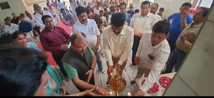Library open at Kherwadi, Bandra Mumbai